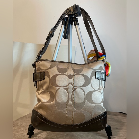 Coach Crossbody Purse Opric Metallic Signature Chain  w/ Coach Dust Bag - Picture 2 of 10